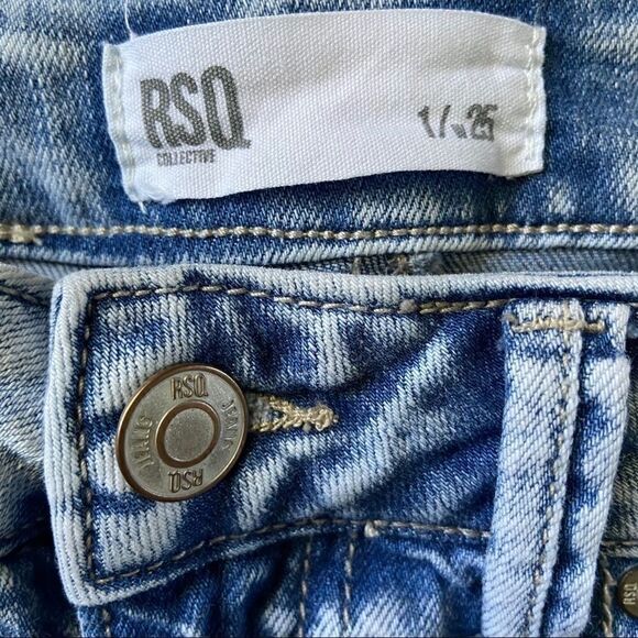RSQ high rise acid wash jean shorts - Picture 4 of 4